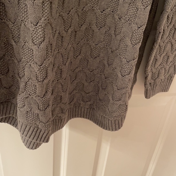 Jeanne Pierre Sweater - Picture 4 of 5